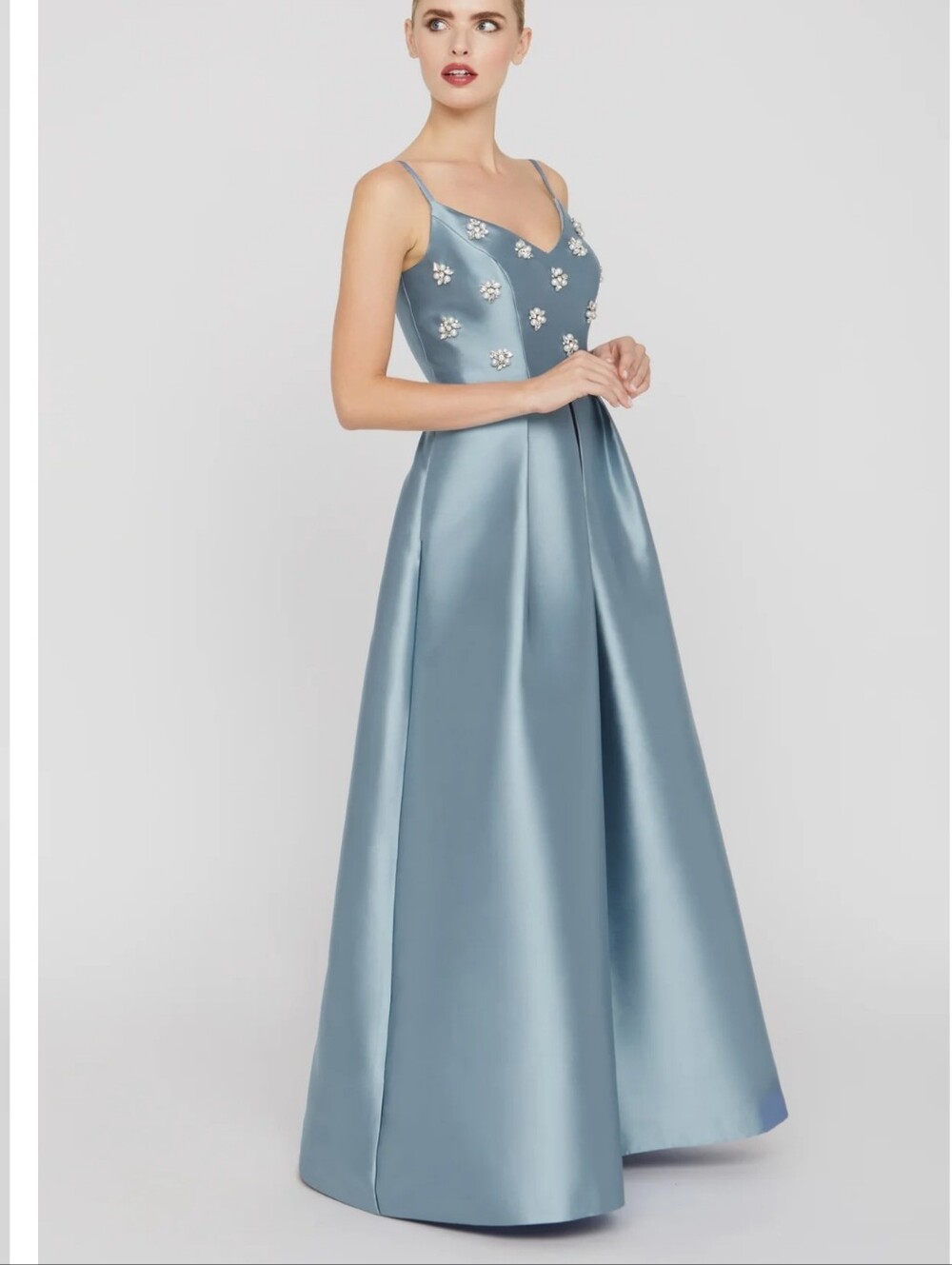 Kay Unger Eloise Satin Floral-Embellished Gown In Ice Blue Sz 4 $388